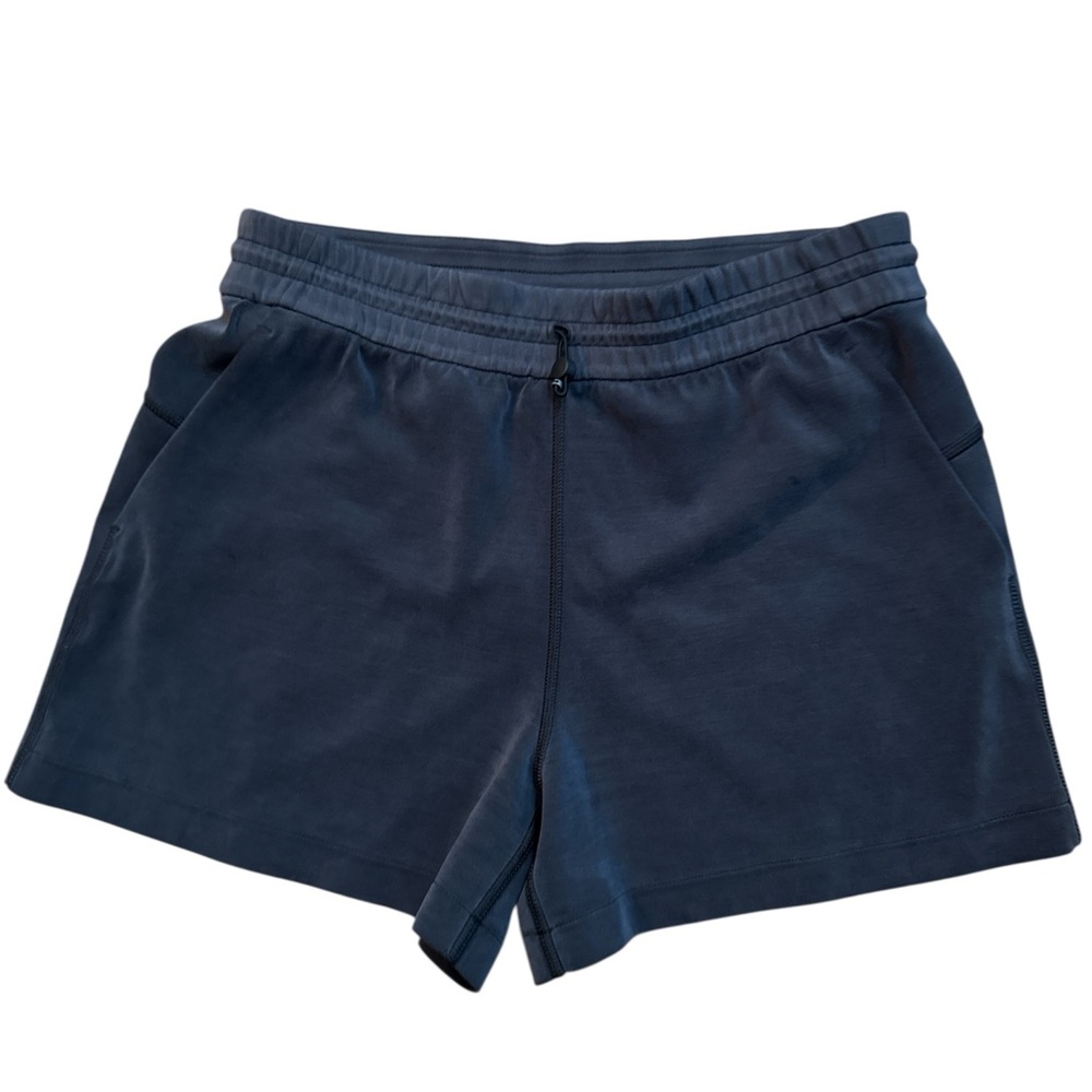 Lululemon Women’s‎ Black Soft Shorts Size 8 Cozy Athletic Fit Drawstring